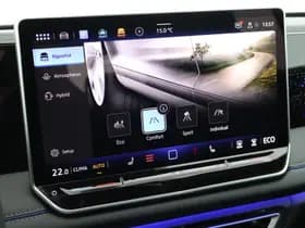 Volkswagen Tiguan 1.5 272pk eHybrid R-Line Edition Trekhaak Camera Keyless Massage Virtual Cockpit Panoramadak Carplay thumbnail 29