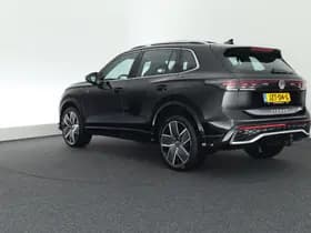 Volkswagen Tiguan 1.5 272pk eHybrid R-Line Edition Trekhaak Camera Keyless Massage Virtual Cockpit Panoramadak Carplay thumbnail 11