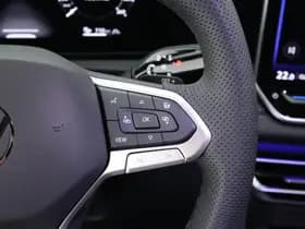 Volkswagen Tiguan 1.5 272pk eHybrid R-Line Edition Trekhaak Camera Keyless Massage Virtual Cockpit Panoramadak Carplay thumbnail 24