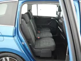 Volkswagen Touran 1.2 TSI 110pk R-Line Highline 7Pers. Trekhaak Led Panoramadak Navigatie thumbnail 12