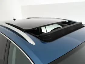 Volkswagen Touran 1.2 TSI 110pk R-Line Highline 7Pers. Trekhaak Led Panoramadak Navigatie thumbnail 5