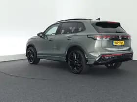 Volkswagen Tiguan 1.5 204pk eHybrid R-Line Edition Black Style Camera Panoramadak Massage Stoelverwarming Keyless Virtual Cockpit Navigatie thumbnail 9