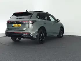 Volkswagen Tiguan 1.5 204pk eHybrid R-Line Edition Black Style Camera Panoramadak Massage Stoelverwarming Keyless Virtual Cockpit Navigatie thumbnail 10