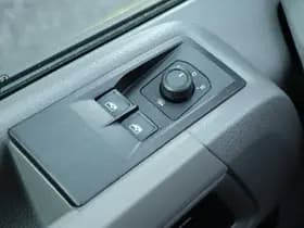 Volkswagen Crafter 35 2.0 TDI 140pk DSG L3H3 Exclusive Trekhaak Camera Leder Led Sidebars Zonneklep Navigatie Bijrijdersbank thumbnail 19