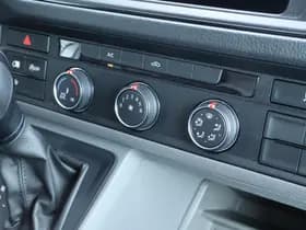 Volkswagen Crafter 35 2.0 TDI 140pk DSG L3H3 Exclusive Trekhaak Camera Leder Led Sidebars Zonneklep Navigatie Bijrijdersbank thumbnail 32