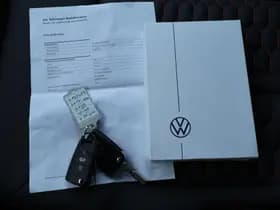 Volkswagen Crafter 35 2.0 TDI 140pk DSG L3H3 Exclusive Trekhaak Camera Leder Led Sidebars Zonneklep Navigatie Bijrijdersbank thumbnail 35