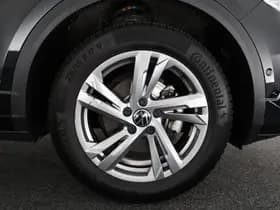 Volkswagen T-Roc 1.5 TSI 150pk DSG R-Line Edition Trekhaak Camera Stoelverwarming Virtual Cockpit Navigatie thumbnail 45