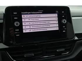 Volkswagen T-Roc 1.5 TSI 150pk DSG R-Line Black Style Camera Keyless Virtual Cockpit App-Connect thumbnail 28