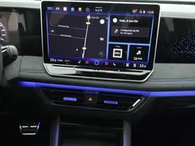Volkswagen Tiguan 1.5 272pk eHybrid R-Line Edition Black Style Trekhaak 360Camera Keyless Massage Virtual Cockpit Panoramadak Navigatie thumbnail 14