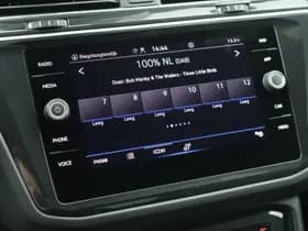 Volkswagen Tiguan 1.4 TSI eHybrid 245pk R-Line Business Trekhaak Camera Virtual Cockpit Stoelverwarming Panoramadak Navigatie thumbnail 22