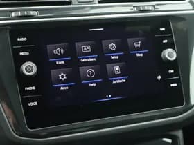 Volkswagen Tiguan 1.4 TSI eHybrid 245pk R-Line Business Trekhaak Camera Virtual Cockpit Stoelverwarming Panoramadak Navigatie thumbnail 27