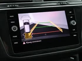 Volkswagen Tiguan 1.4 TSI eHybrid 245pk R-Line Business Trekhaak Camera Virtual Cockpit Stoelverwarming Panoramadak Navigatie thumbnail 4