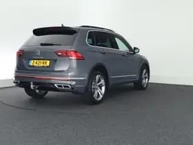 Volkswagen Tiguan 1.4 TSI eHybrid 245pk R-Line Business Trekhaak Camera Virtual Cockpit Stoelverwarming Panoramadak Navigatie thumbnail 9
