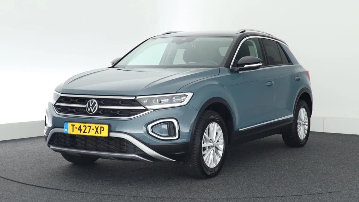 Volkswagen T-Roc 1.5 TSI 150pk Style Trekhaak Camera Led Keyless Stoelverwarming Virtual Cockpit App-Connect — foto 1