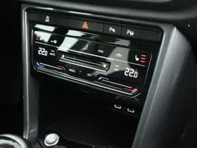 Volkswagen T-Roc 1.5 TSI 150pk Style Trekhaak Camera Led Keyless Stoelverwarming Virtual Cockpit App-Connect thumbnail 34