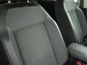 Volkswagen T-Roc 1.5 TSI 150pk Style Trekhaak Camera Led Keyless Stoelverwarming Virtual Cockpit App-Connect thumbnail 37