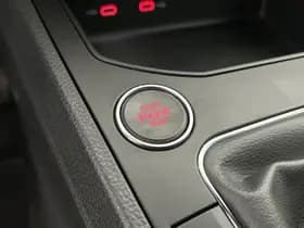 SEAT Ibiza 1.0 TSI 95pk FR Limited Edition Beats Led Virtual Cockpit Keyless Stoelverwarming Alcantara Camera Navigatie thumbnail 4