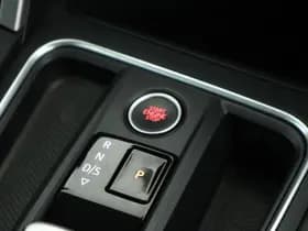 SEAT Leon 1.4 TSI 204pk eHybrid PHEV FR Business Intense Stoelverwarming Navigatie thumbnail 4