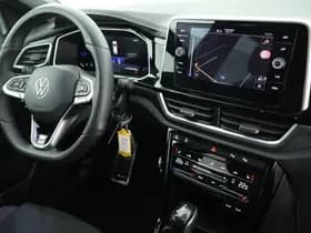 Volkswagen T-Roc 1.5 TSI 150pk DSG R-Line Edition Trekhaak Camera Stoelverwarming Virtual Cockpit Navigatie thumbnail 3