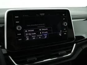 Volkswagen T-Roc 1.5 TSI 150pk DSG R-Line Edition Trekhaak Camera Stoelverwarming Virtual Cockpit Navigatie thumbnail 31