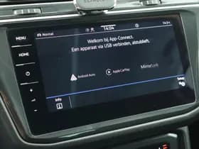 Volkswagen Tiguan 1.5 TSI 150pk DSG Elegance Trekhaak 360Camera IQ.Light Headup Keyless Virtual Cockpit Navigatie thumbnail 33