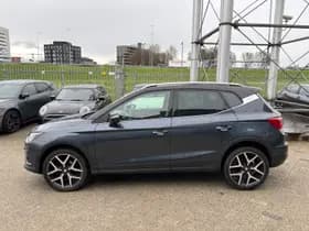 SEAT Arona 1.5 TSI 150pk FR Business Intense Camera Trekhaak Beats Alcantara Navigatie Keyless ACC thumbnail 6