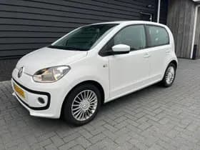 Volkswagen Up! 1.0 60pk High Up! Cruise Control Navigatie Airconditioning Parkeersensoren Mistlampen Voor
