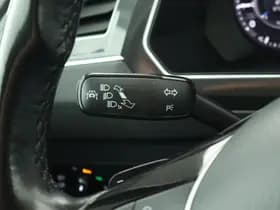 Volkswagen Tiguan 1.4 TSI 150pk DSG R-Line Highline Trekhaak Stoelverwarming Keyless Virtual Cockpit Navigatie thumbnail 16