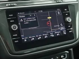 Volkswagen Tiguan 1.4 TSI 150pk DSG R-Line Highline Trekhaak Stoelverwarming Keyless Virtual Cockpit Navigatie thumbnail 22