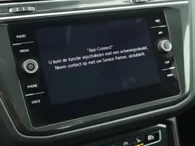 Volkswagen Tiguan 1.4 TSI 150pk DSG R-Line Highline Trekhaak Stoelverwarming Keyless Virtual Cockpit Navigatie thumbnail 23