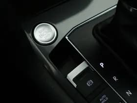 Volkswagen Tiguan 1.4 TSI 150pk DSG R-Line Highline Trekhaak Stoelverwarming Keyless Virtual Cockpit Navigatie thumbnail 5