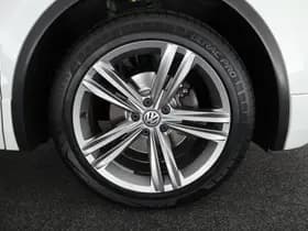 Volkswagen Tiguan 1.4 TSI 150pk DSG R-Line Highline Trekhaak Stoelverwarming Keyless Virtual Cockpit Navigatie thumbnail 49