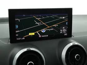 Audi Q2 35 TFSI 150pk S-Line Trekhaak Camera Leder Keyless Stoelverwarming Virtual Cockpit Navigatie thumbnail 24
