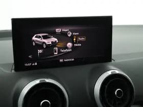 Audi Q2 35 TFSI 150pk S-Line Trekhaak Camera Leder Keyless Stoelverwarming Virtual Cockpit Navigatie thumbnail 28
