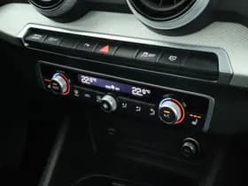 Audi Q2 35 TFSI 150pk S-Line Trekhaak Camera Leder Keyless Stoelverwarming Virtual Cockpit Navigatie thumbnail 34