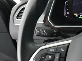 Volkswagen Tiguan 1.4 TSI eHybrid 245pk Elegance Camera Keyless Stoelverwarming Panoramadak Virtual Cockpit Navigatie thumbnail 16