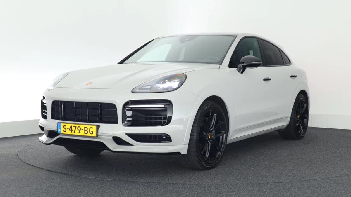 Porsche Cayenne Coupé 3.0 462pk E-Hybrid Platinum Edition Panoramadak Camera Luchtvering Memory Leder Bose Navigatie — foto 1