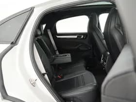 Porsche Cayenne Coupé 3.0 462pk E-Hybrid Platinum Edition Panoramadak Camera Luchtvering Memory Leder Bose Navigatie thumbnail 14