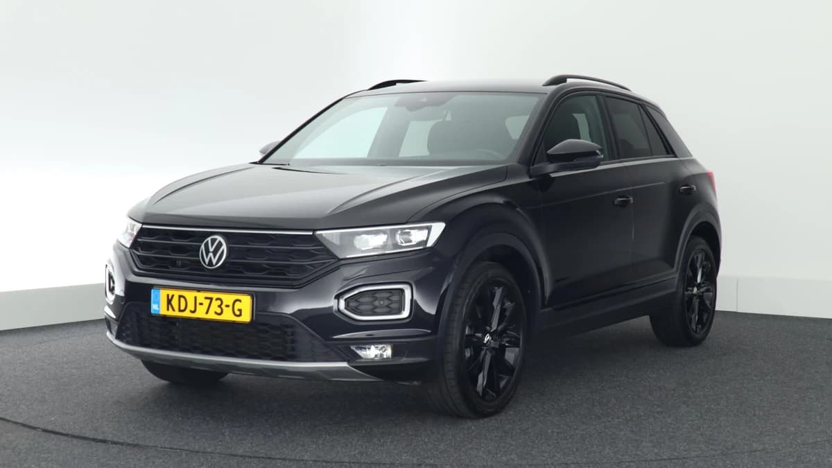 Volkswagen T-Roc 1.5 TSI 150pk DSG Sport Black Style Trekhaak Led Stoelverwarming Virtual Cockpit Navigatie — foto 1