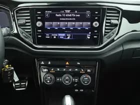 Volkswagen T-Roc 1.5 TSI 150pk DSG Sport Black Style Trekhaak Led Stoelverwarming Virtual Cockpit Navigatie thumbnail 16