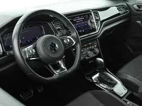 Volkswagen T-Roc 1.5 TSI 150pk DSG Sport Black Style Trekhaak Led Stoelverwarming Virtual Cockpit Navigatie thumbnail 3
