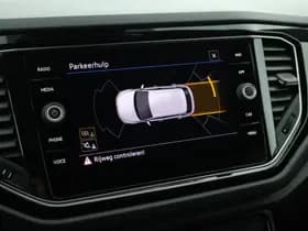 Volkswagen T-Roc 1.5 TSI 150pk DSG Sport Black Style Trekhaak Led Stoelverwarming Virtual Cockpit Navigatie thumbnail 23