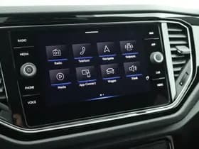Volkswagen T-Roc 1.5 TSI 150pk DSG Sport Black Style Trekhaak Led Stoelverwarming Virtual Cockpit Navigatie thumbnail 27