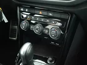 Volkswagen T-Roc 1.5 TSI 150pk DSG Sport Black Style Trekhaak Led Stoelverwarming Virtual Cockpit Navigatie thumbnail 38