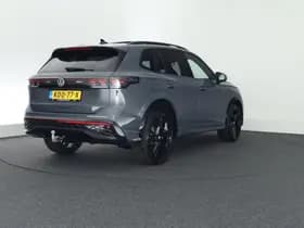 Volkswagen Tiguan 1.5 272pk eHybrid R-Line Edition Black Style Trekhaak 360Camera Keyless Massage Virtual Cockpit Panoramadak Navigatie thumbnail 11