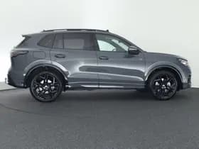 Volkswagen Tiguan 1.5 272pk eHybrid R-Line Edition Black Style Trekhaak 360Camera Keyless Massage Virtual Cockpit Panoramadak Navigatie thumbnail 12