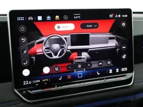 Volkswagen Tiguan 1.5 272pk eHybrid R-Line Edition Black Style Trekhaak 360Camera Keyless Massage Virtual Cockpit Panoramadak Navigatie thumbnail 28