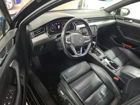 Volkswagen Passat Variant 1.4 TSI PHEV 218pk GTE Business Trekhaak Panoramadak Leder Stoelverwarming thumbnail 3