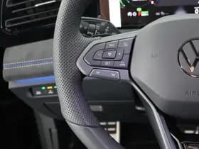 Volkswagen Tiguan 1.5 272pk eHybrid R-Line Edition Black Style Trekhaak 360Camera Keyless Massage Virtual Cockpit Panoramadak Navigatie thumbnail 17