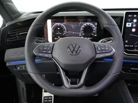Volkswagen Tiguan 1.5 272pk eHybrid R-Line Edition Black Style Trekhaak 360Camera Keyless Massage Virtual Cockpit Panoramadak Navigatie thumbnail 18